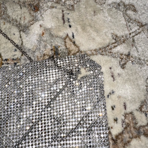 Stylish Rhinestone top! - Picture 5 of 6